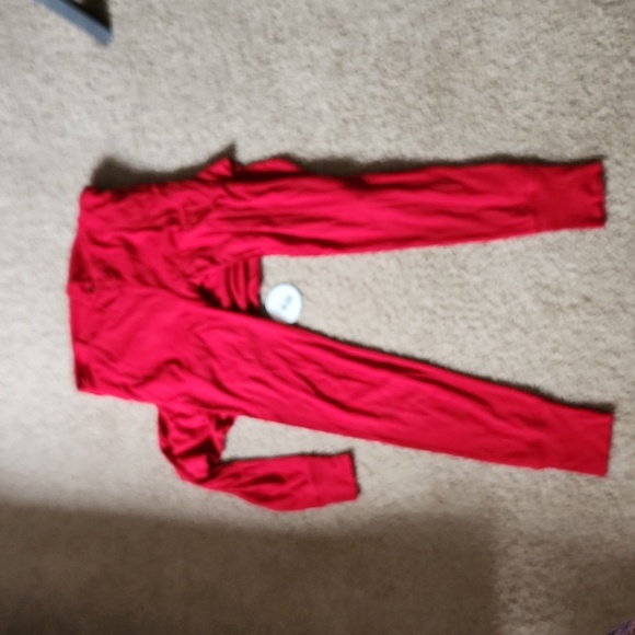 Bear Bum onesie. Bought in Jasper. Never used. Red. Size XS. - Picture 9 of 9